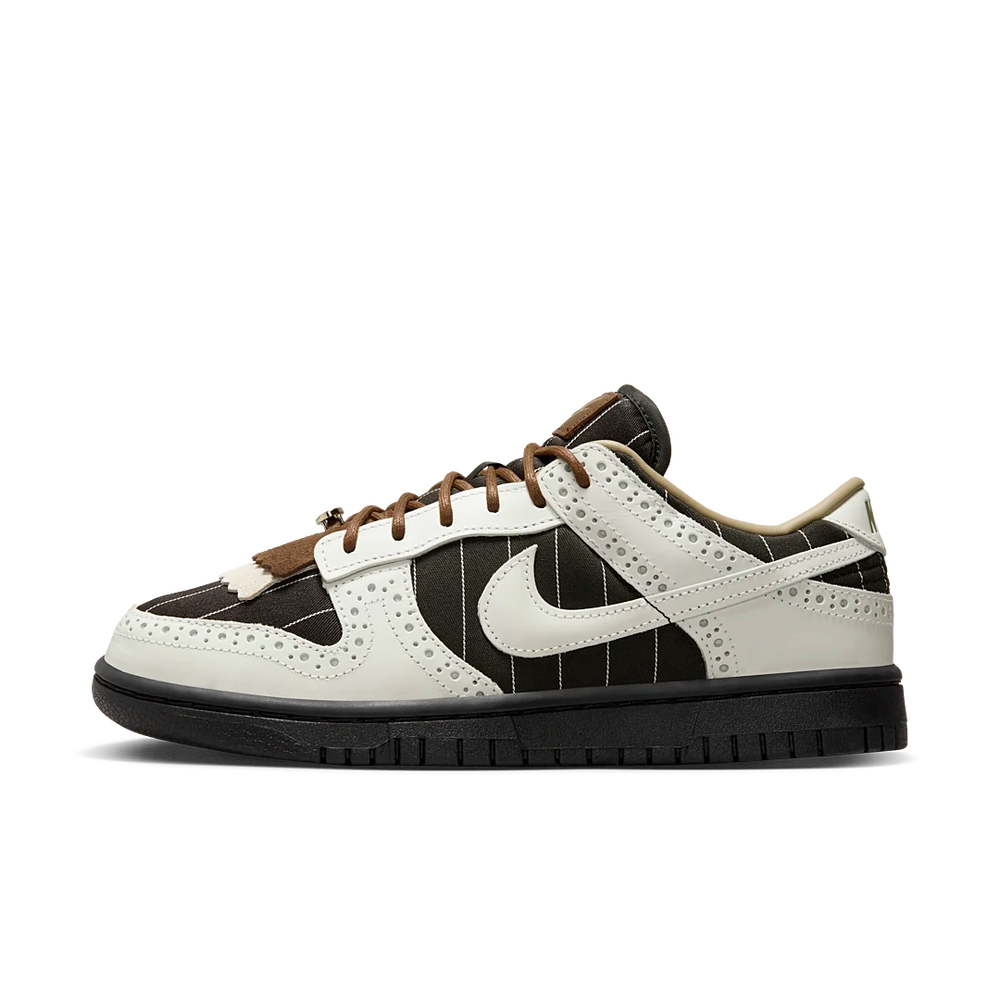 Nike Wmns Dunk Low LX Brogue-Nike-pikastore.cz