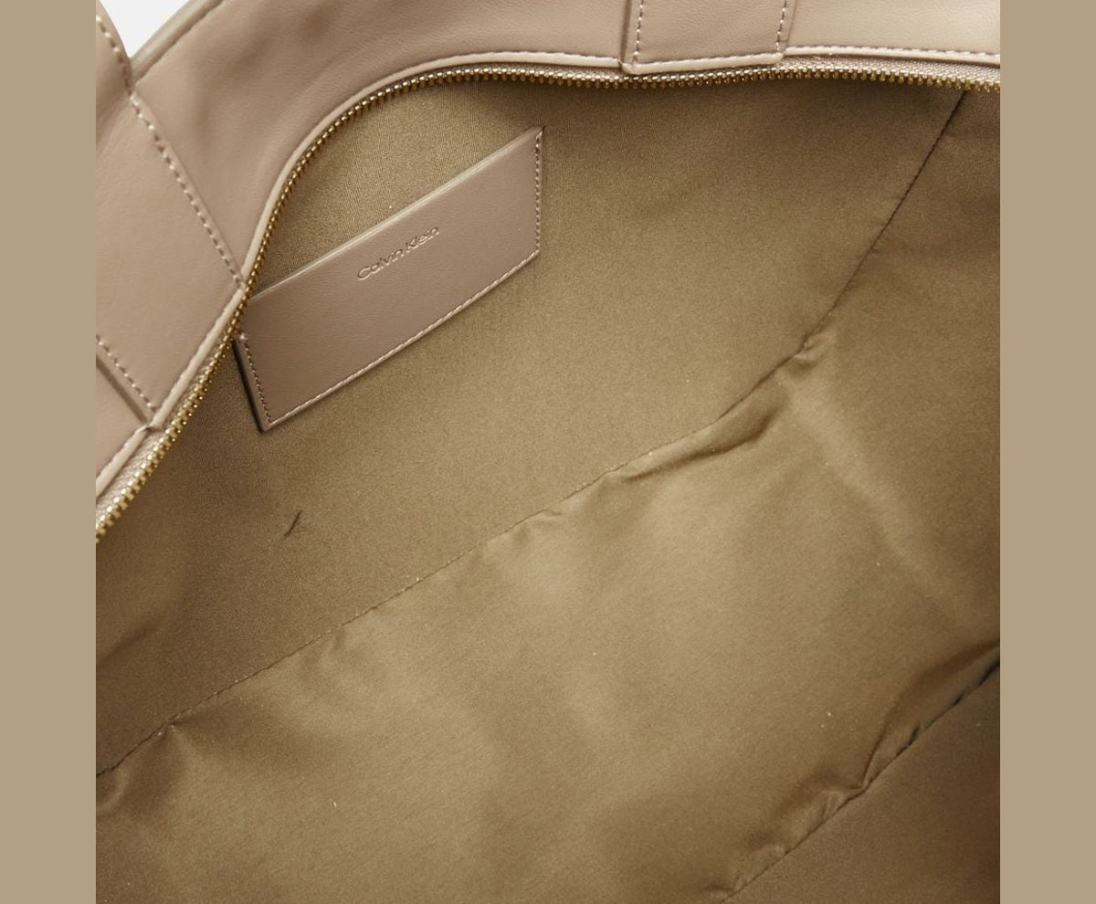 Calvin Klein Tote Bag Taupe – bolso – foto 3 de 5