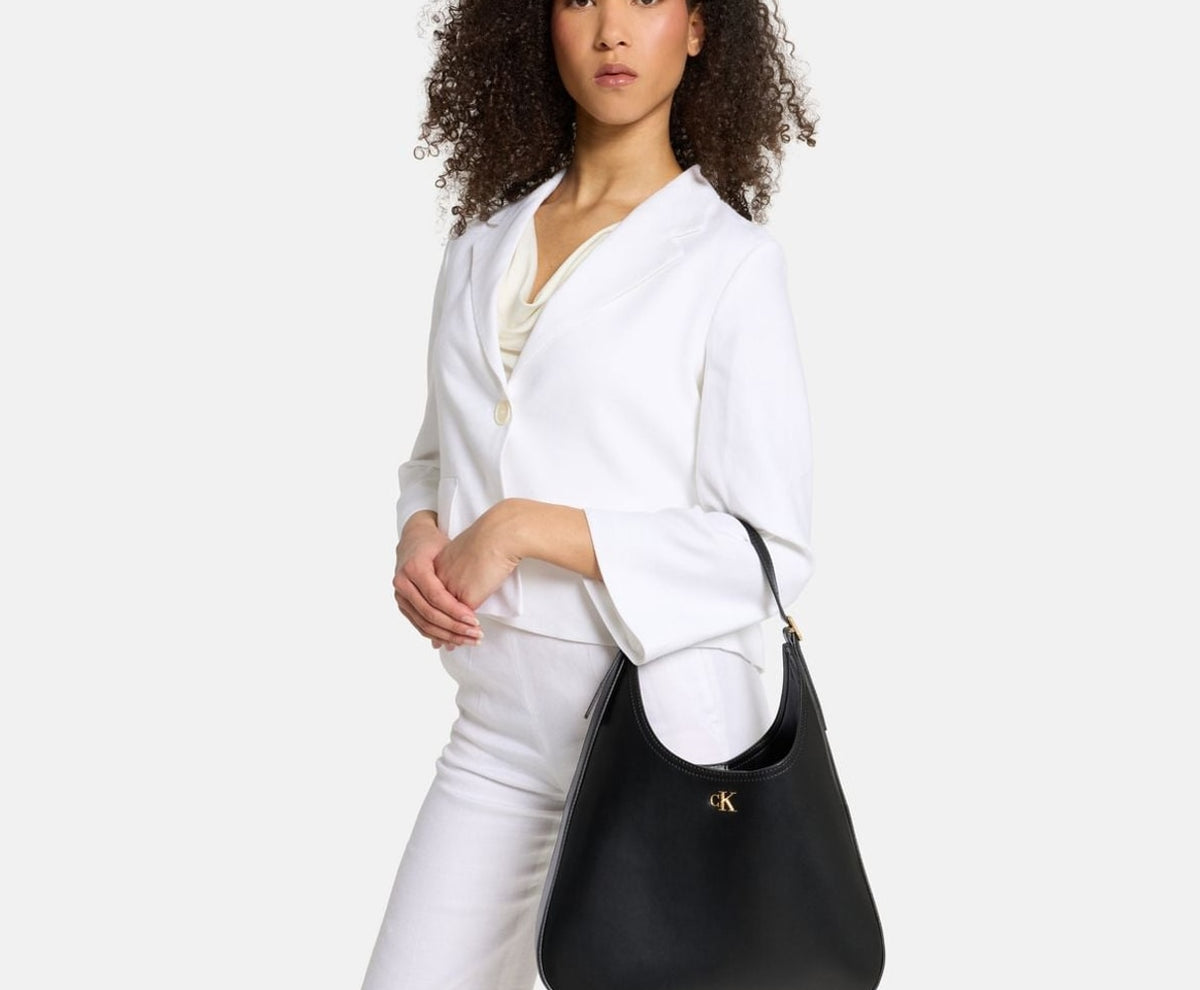 Calvin Klein Shoulder bag Black – taška – fotka 5 z 5