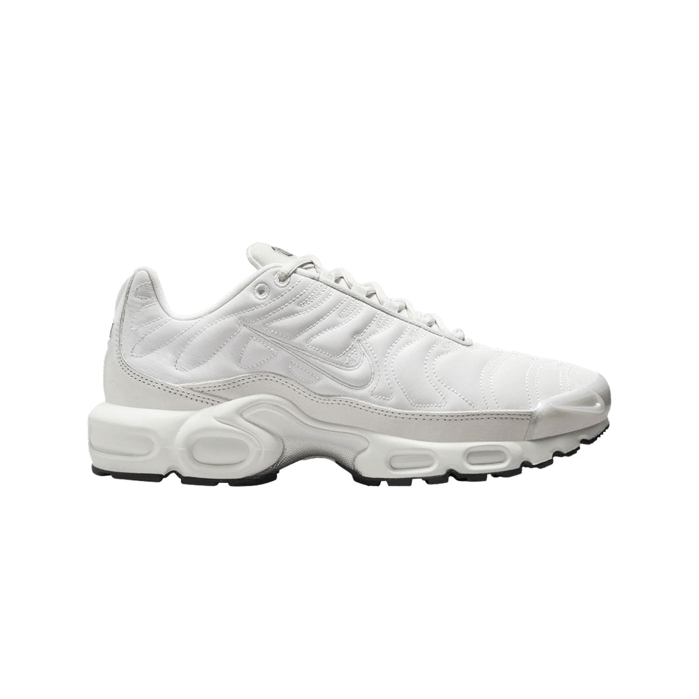 Nike Wmns Air Max Plus Platinum Tint – tenisky, stříbrná