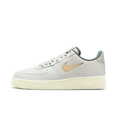 Nike Air Force 1 07 LX Light Bone