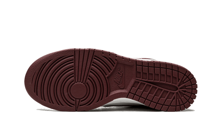 Nike Dunk Low Bordeaux (Women's)-sneakers-Nike-pikastore.cz