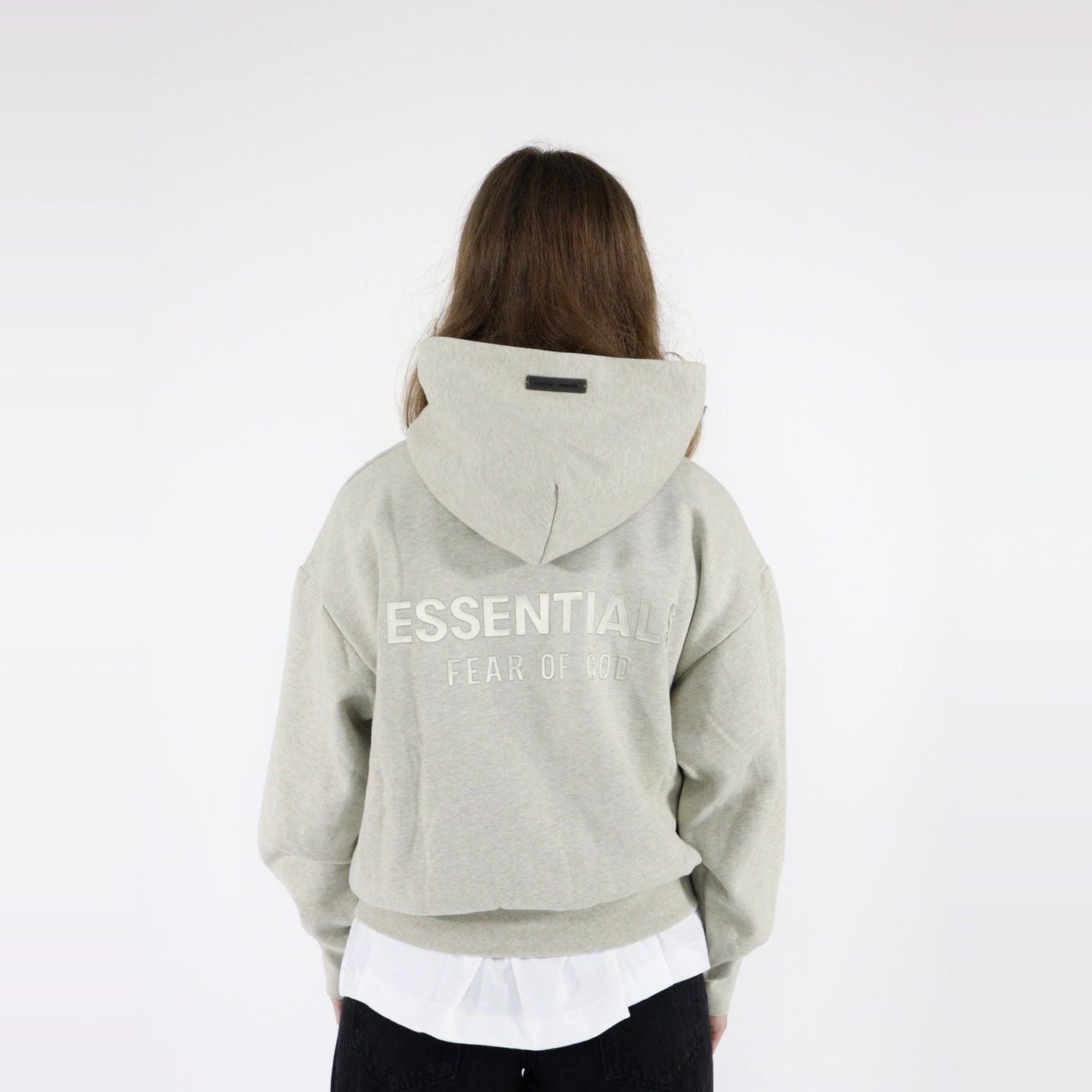 Fear of God Essentials S25 Hoodie Heather Stone - PIKASTORE-Clothing-Fear of God-pikastore.cz