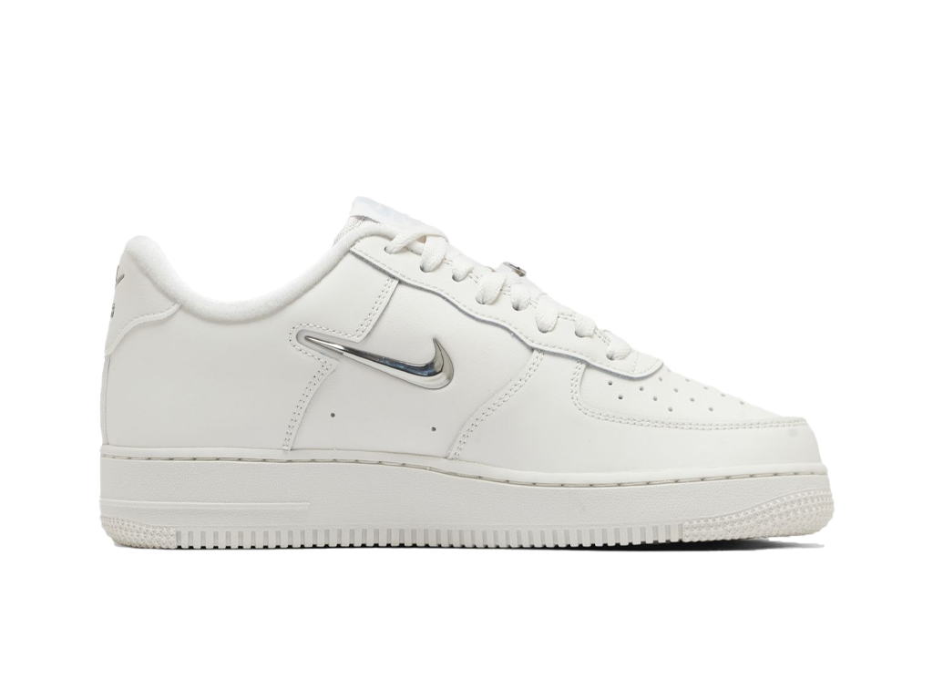 Nike Wmns Air Force 1 Chrome Swoosh – tenisky – fotka 3 z 5