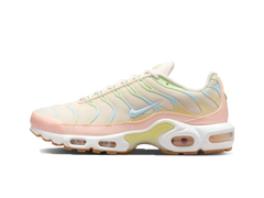 Nike Wmns Air Max Plus Crimson Tint Pale Ivory