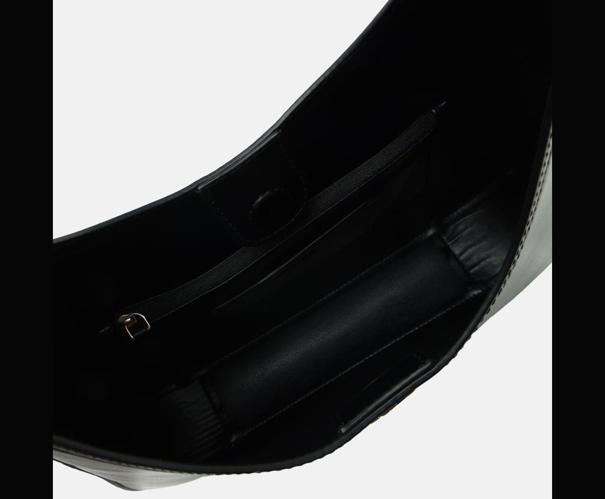 Calvin Klein Shoulder bag Black – taška – fotka 3 z 5
